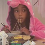 Kim Kardashian Instagram – 🦄
