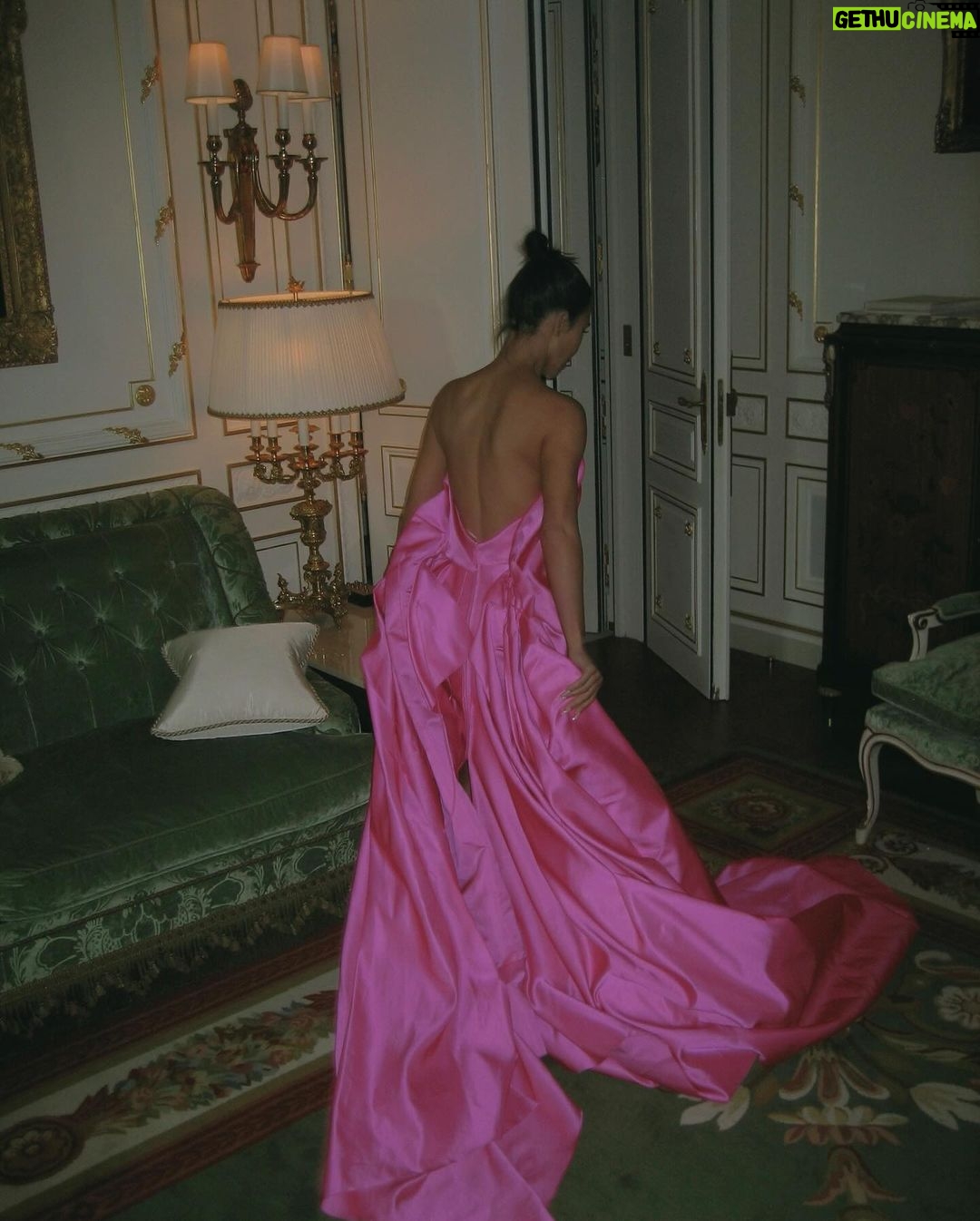 Kim Kardashian Instagram - Paris Princess Diaries