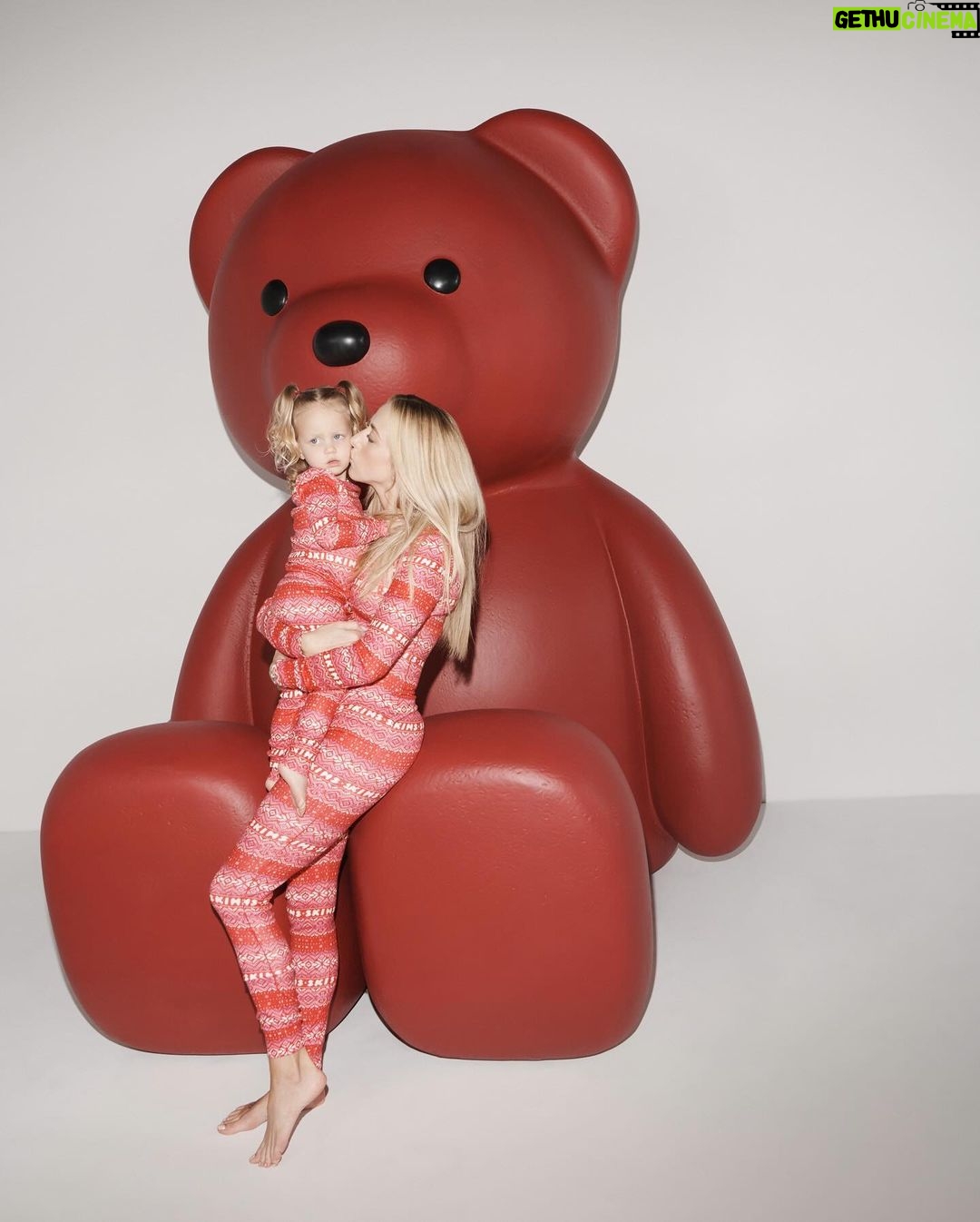 Kim Kardashian Instagram - THE HOLIDAY SHOP IS NOW OPEN! The Mahomes Family kick off the festivities in our seasonal Cozy loungewear. Discover over 15 limited-edition collections the whole family will have on their lists.