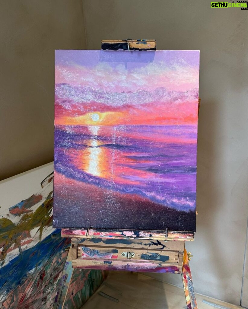 Kim Kardashian Instagram - North has been working on this sunset landscape painting for a few weeks and it turned out so beautiful. I’m so proud of my baby. 🌅🎨