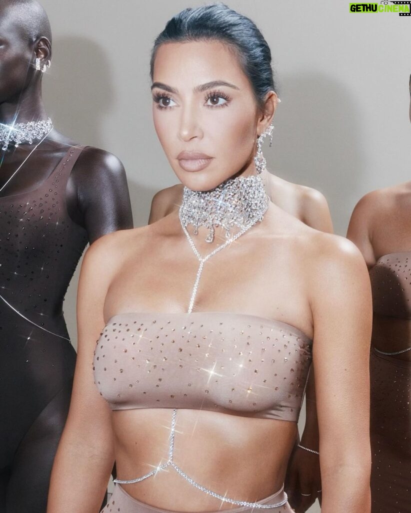 Kim Kardashian Instagram - SWAROVSKI X SKIMS 💎💎💎 a first of its kind collaboration that fuses @Swarovski’s iconic glamour with @SKIMS innovative silhouettes, resulting in a unique crystallized collection.  Launching on November 7th at 9am ET on SKIMS.COM and in select Swarovski stores. Photos 1, 3, 5, 7, 9: @mertalas Photos 2, 4, 6, 8, 10: @vbuntitled