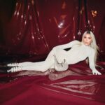 Kim Kardashian Instagram - MARC JACOBS