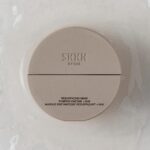 Kim Kardashian Instagram – COMING SOON: @SKKN Resurfacing Pumpkin Enzyme Mask and Treatment Brush.

Developed with cutting-edge biotechnology, our rinse-off exfoliating mask launches on October 4th alongside our application brush. Join the waitlist at the link in bio to shop first.