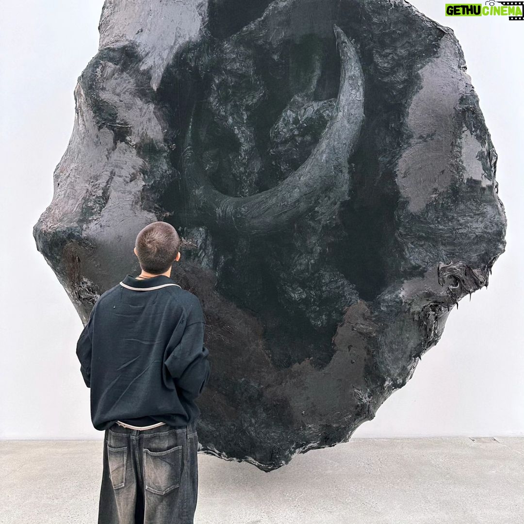 Kim Nam-joon Instagram - art week Seoul, Korea