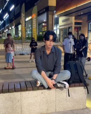 Kim Seong-hyuk Instagram - Wink 😉