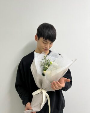 Kim Tae-jeong Instagram - 행복했어요 행복하세요.
@tvn_drama #일타스캔들