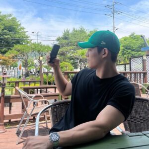 Kim Tae-jeong Instagram - 이것저것👽