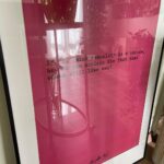Klelia Andriolatou Instagram - Ονειρεύτηκα ένα σπίτι με λουλούδια και πίνακες . Κάθε δώρο σας γίνεται γίνεται μέρος του ονείρου . Ένα πίνακας , ένα λουλούδι , ένα γράμμα . Ξυπνάω το πρωί και βλέπω τον ήλιο να μπαίνει στα δωμάτια . Νιώθω χαρά που έχω ένα σπιτι . Δεν είναι αυτονόητο . Είναι μάλιστα κόπος χρόνων για κάποιους να μπορούν να έχουν κάτι δικό τους . Να τρώνε το πρωινό που θέλουν στην πιο προσωπική τους κούπα ,γιατί αυτό επιθυμούν , να δουν όποια ταινία θέλουν , να μείνουν στην σιωπή μετέωροι χωρίς να τους ξυπνήσει κανείς. Είναι τα σπίτια μας κομμάτι μας και εγώ μοιράζομαι λιγάκι , για να γνωριστούμε καλύτερα . Λιγάκι όμως , γιατί τα όνειρα μας τα ξέρουμε μόνο εμείς .