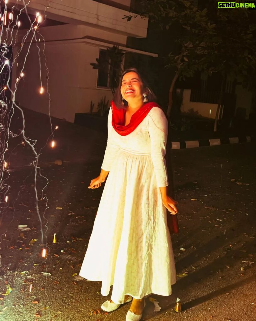 Komalee Prasad Instagram - Diwali 🎇🪔❤️