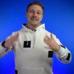 Konstantin Pavlov Instagram – Сегодня у меня день рождения, но более значимым для меня является другая дата, а именно 23 ноября 2011 года, день, когда я создал канал Костя Павлов, и было это 10 лет назад! 😲 на фото первое и последнее видео на канале на данный момент!