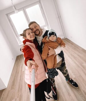 Konstantin Pavlov Instagram - Мы получили ключи от квартиры 🔥🔥🔥