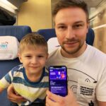 Konstantin Pavlov Instagram - Я сейчас направляюсь из Москвы в Санкт-Петербург, чтобы встретить Новый 2020 год!) И время в пути летит быстро, благодаря подписке на Окко Спорт @okko.sport, я могу смотреть матчи АПЛ аж до 2-го января в любом месте, даже в Сапсане! И новогодний подарок вам от меня: сейчас действует акция для новых пользователей! Подписка на 7 дней всего за 1 рубль! Ссылка в шапке профиля)