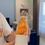 Konstantin Pavlov Instagram - ВЗБИЛ МАНДАРИНЫ | Портативный блендер FRESH JUICE Измельчитель позволяет с легкостью приготовить любой напиток, будь то смузи или молочный коктейль! Wb: 148806005