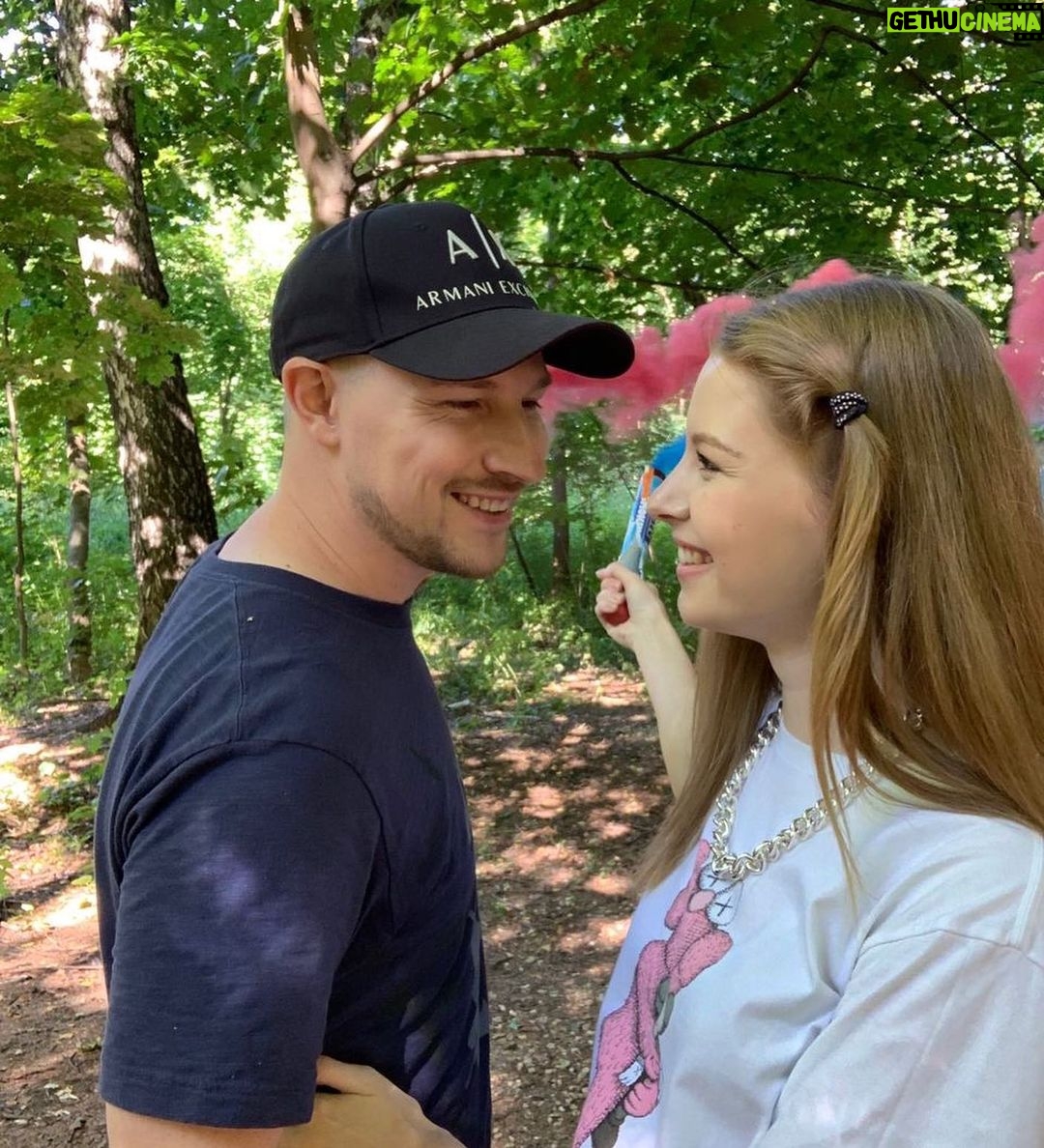 Konstantin Pavlov - 5.3K Likes - Честно, хотел дочь, пацаны надоели (шучу) 😁 так кто же? Ответ тут @abrikosik_a