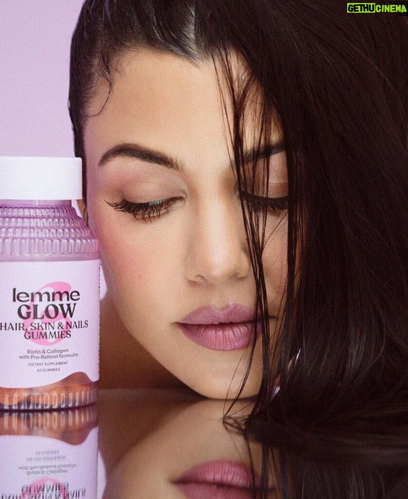 Kourtney Kardashian Barker Instagram - You asked, @lemme answered! Introducing our first-ever beauty gummy… Lemme Glow ✨🍑   Formulated by our medical team, Glow uses a research-based blend of Grass-Fed Collagen, 72 Ionic Trace Minerals, Biotin, Zinc and Vitamins A, C & E to promote hair strength and shine, clear skin and beauty at the cellular level.   We've kept this a secret for too long (unless you saw P's TikTok of our secret stash of samples) !!   Launching 09.12. Join the waitlist at lemmelive.com 🌀🌀🌀