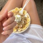 Kourtney Kardashian Barker Instagram - 🤙🏼🍧🐓🌧️🌈🌊🐢🫖🏄🏻‍♀️ Kauai,Hawai
