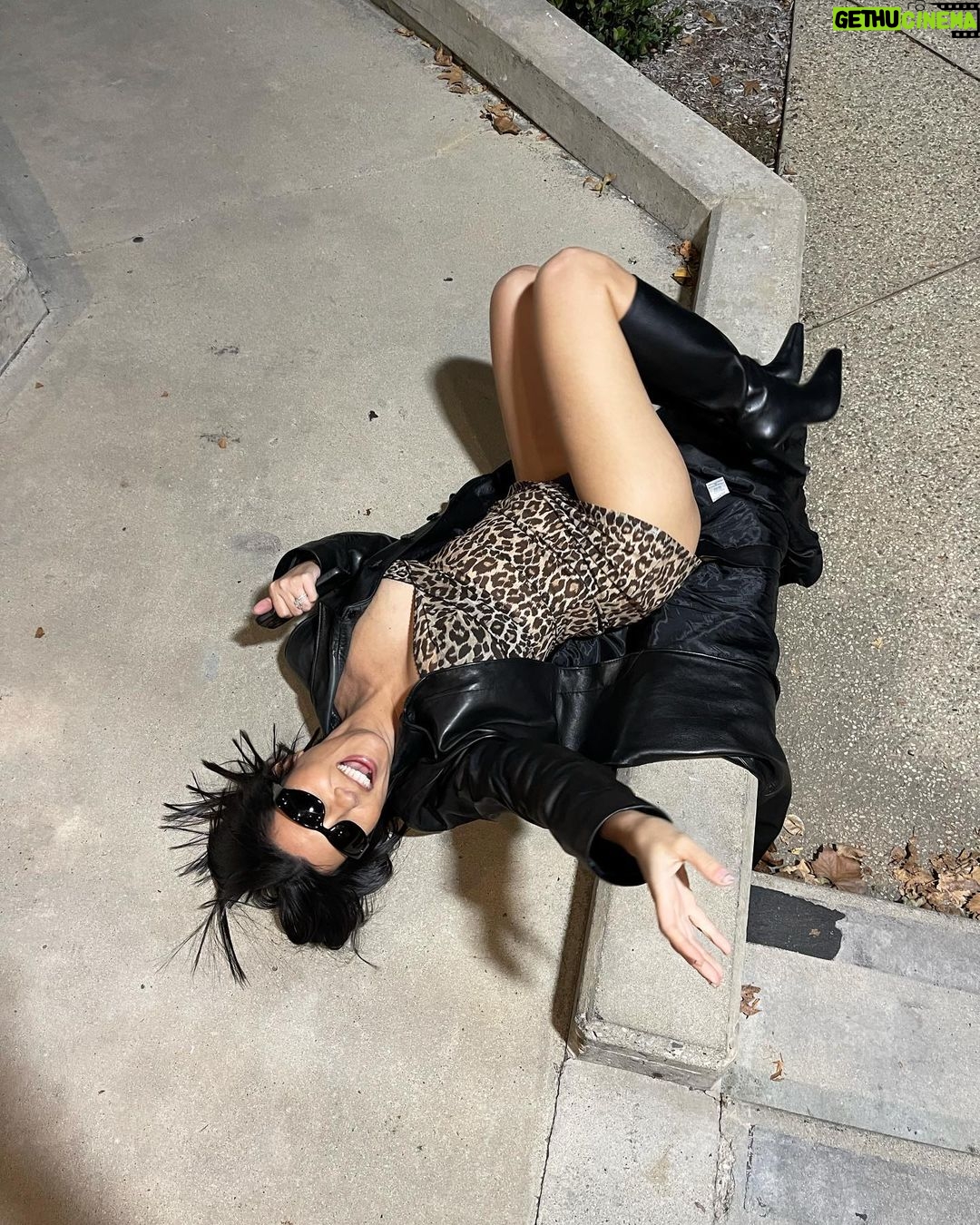 Kourtney Kardashian Barker Instagram - πΌοΈβπΌποΈβοΈπ€πͺ©π΄ππ¦