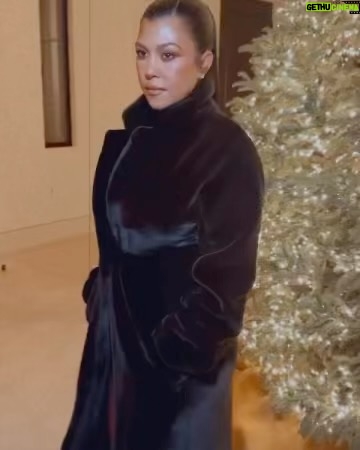 Kourtney Kardashian Barker Instagram - When not much in the closet fits yet and the boobs are filled with milk, throw on a cozy coat 🧸🎄