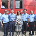 Kranti Redkar Instagram – आज महापरिनिर्वाण दिनानिमित्त मुंबई येथे आपल्या देशात सिंघम अधिकारी मा श्री समीर वानखेडे साहेब आणि आपल्या माऊली सिने अभिनेत्री सौ क्रांती ताई रेडकर वानखेडे यांनी डॉ बाबासाहेब आंबेडकर यांना अभिवादन केले #mahaparinirvandiwas #drbabasahebambedkar #krantiredkar #sameerwankhede Mumbai – मुंबई