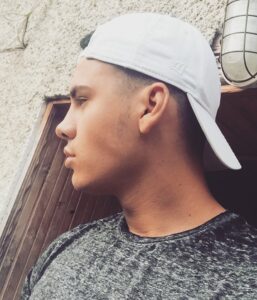 Kresh Instagram - Morning 🌳 #morning #face