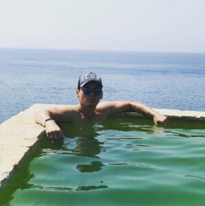 Kresh Instagram - Sun, sea and water without salt ☀️