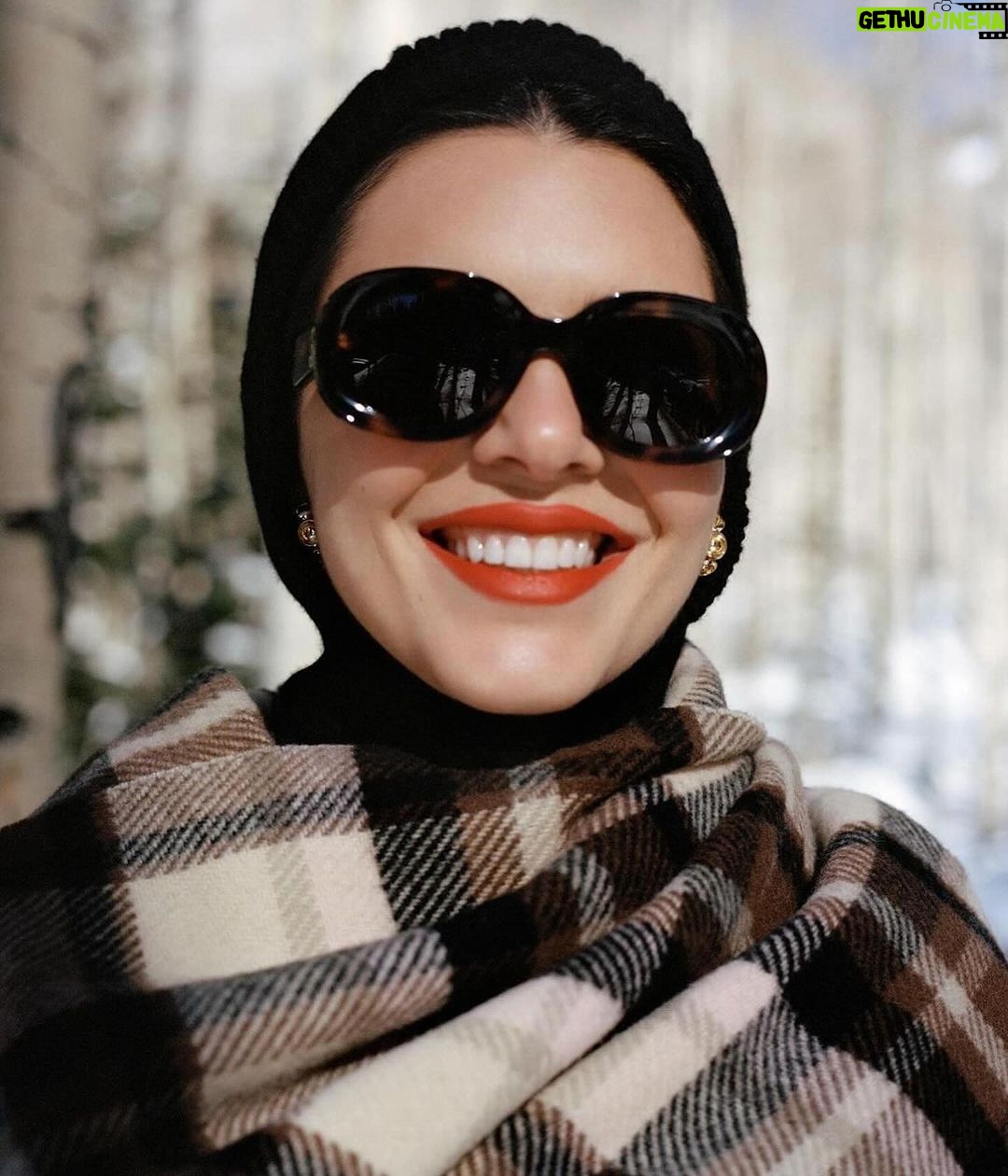 Kris Jenner Instagram - @kendalljenner takes Aspen with @fwrd ❄️🤍🎿