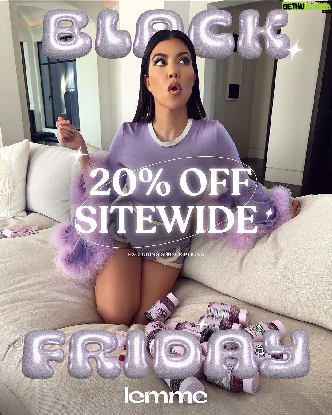 Kris Jenner Instagram - BLACK FRIDAY starts now! Happy shopping! 🖤🛍️ @kyliecosmetics @skims @goodamerican @lemme @skkn