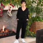 Kris Jenner Instagram - Ready for the holidays in my @alo #alopartner 🎄