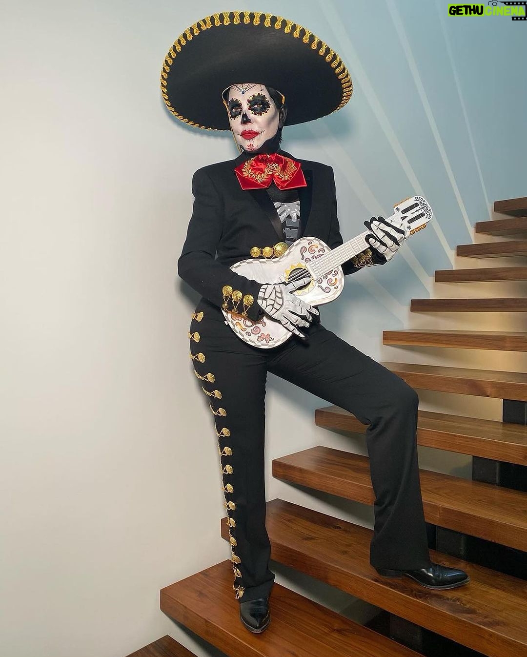 Kris Jenner Instagram - Happy Halloween 🎃🧙🏼♀️💀👻