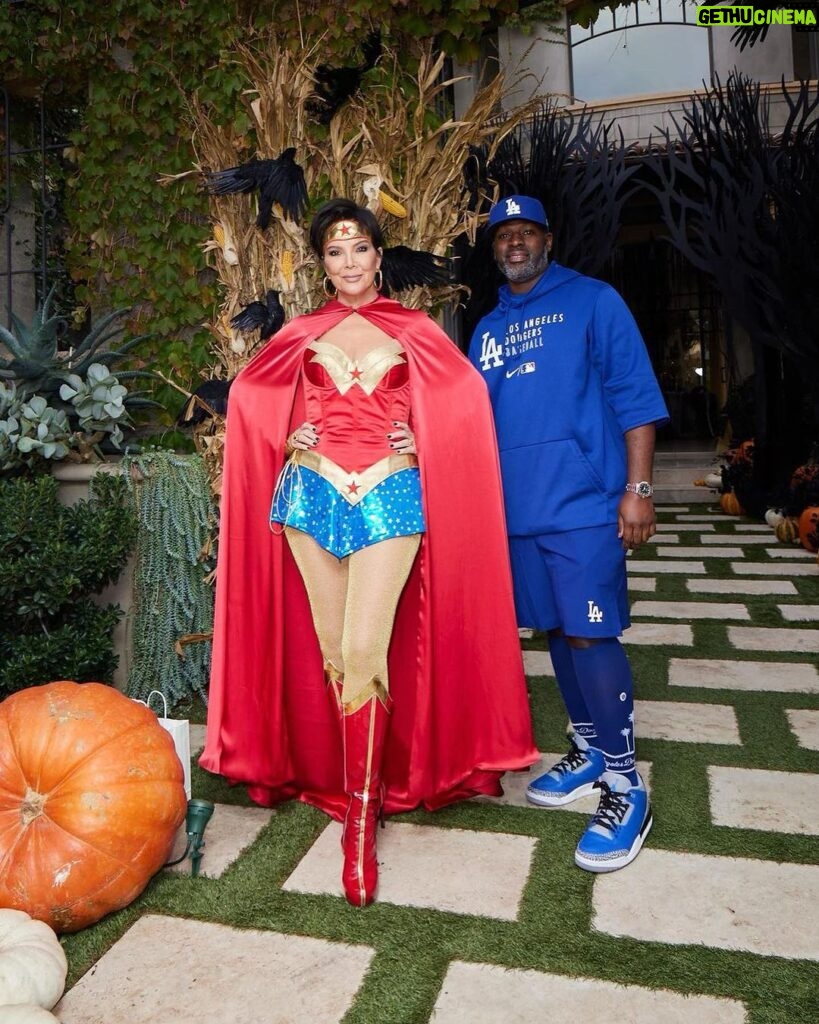 Kris Jenner Instagram - Some of my favorite Halloween memories 🎃💀❤️ #Halloween #ThisIsHalloween