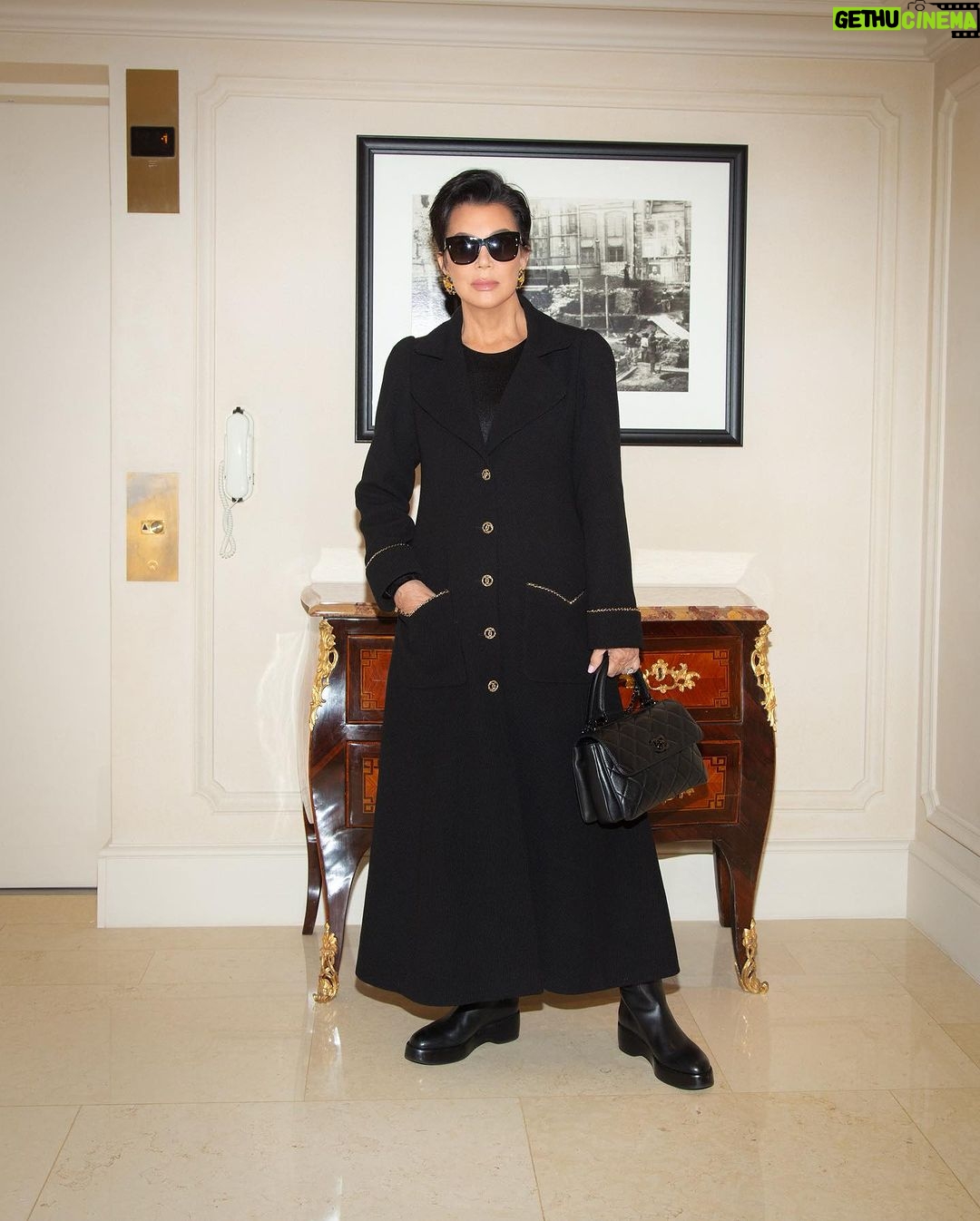Kris Jenner Instagram - “Paris is not a city, it’s a world” 🇫🇷 @coreygamble 📷 by @stevensimione