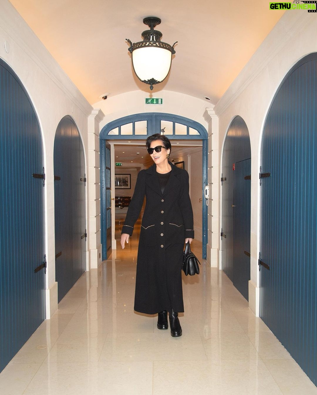 Kris Jenner Instagram - “Paris is not a city, it’s a world” 🇫🇷 @coreygamble 📷 by @stevensimione