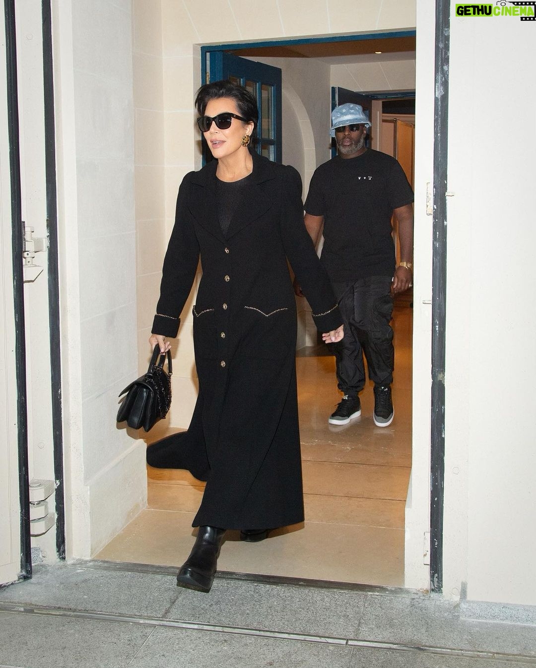 Kris Jenner Instagram - “Paris is not a city, it’s a world” 🇫🇷 @coreygamble 📷 by @stevensimione