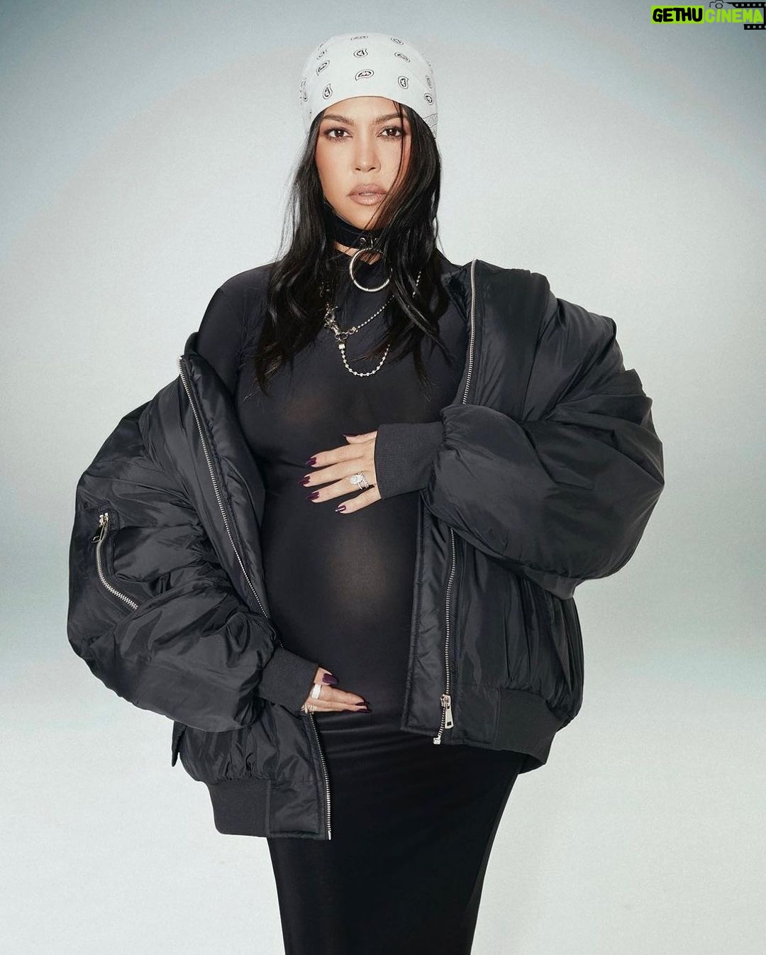 Kris Jenner Instagram - Kourtney’s new collection has arrived at @boohoo boohoo.com @kourtneykardash 🖤