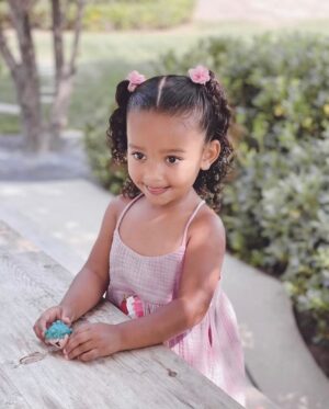 Kris Jenner Instagram - Happy birthday to my angel pie Chi Chi!!!!! You are such a beautiful girl inside and out and your smile brightens everyone’s day!!!! You are the most amazing granddaughter, daughter, sister, cousin, niece, and friend and you are so kind, sweet, smart, creative, generous, loving and give the best hugs! You are such a blessing in our lives my sweet girl and I love you to the moon and back ❣️💖💕💞💓 @kimkardashian