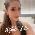 Krishika Lulla Instagram - Bollywood theme party Let’s bring in new years #2024 With many beautiful memories 😊😊🦋 #bollywoodthemeparty #krishikalulla #dhoom