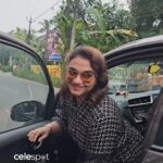 Krishna Praba Instagram – കൃഷ്ണപ്രഭ 😍മിസ്റ്റി ബേക്കറിയുടെ ഉൽഘാടനത്തിനെ എത്തിയപ്പോൾ 🔥
#krishnaprabha #actresses #malayalamactress #malayalamcinema  #keralaactress