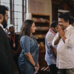 Krishna Praba Instagram - Here are some #bts of my portions from #neru movie Thank you @bennet_m_varghese for these most memorable pics🤗 With our own Lalettan @mohanlal #jagadeesh chettan @pillumani #neru #movie #malayalam #superhit #hit #truth #mohanlal #industry #jeethujoseph