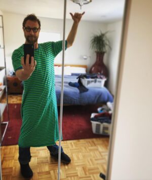 Kristen Holden-Ried Instagram - Laundry day...

But !!

The #marimekko lives on !!

Thanks @mikkonousiainen_ 😜

Miss ya brother.