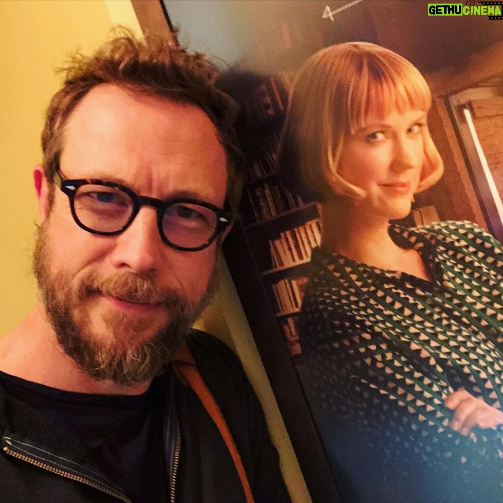 Kristen Holden-Ried Instagram - Always great to see one of my favourite people in this whole wide world! She gives the best hugs. Although I must admit, it made for an awkward moment with a poster... @leelaurensmith