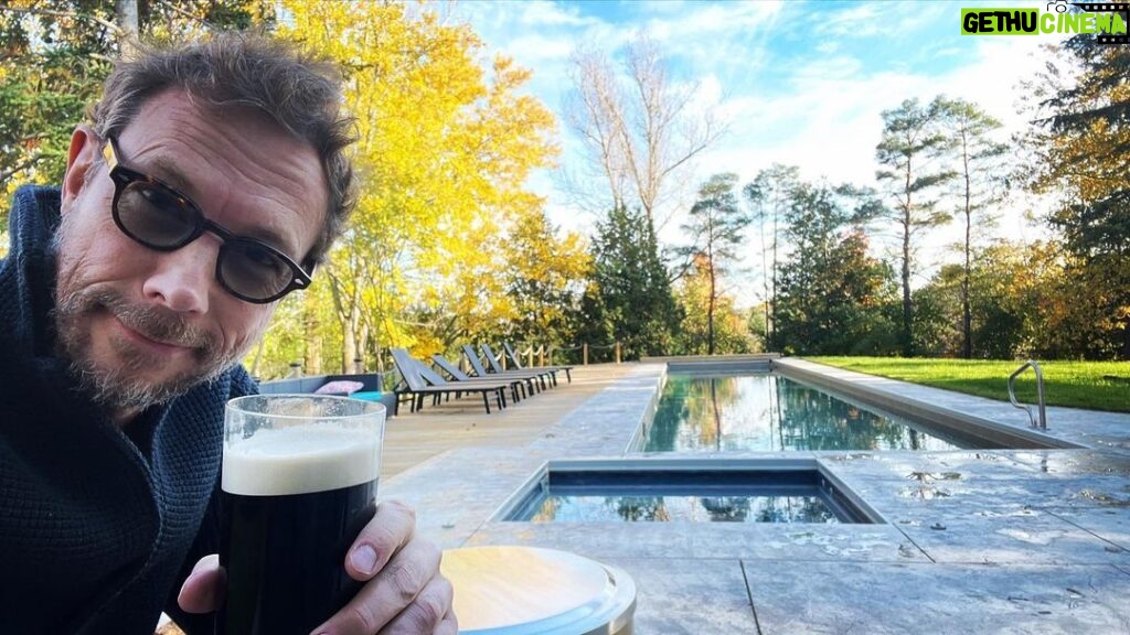 Kristen Holden-Ried Instagram - Perfect fall weekend? ABSOLUTELY!! Hope all you are enjoying the weekend, and got as lucky as we did with the weather up here. #autumn #southernontario