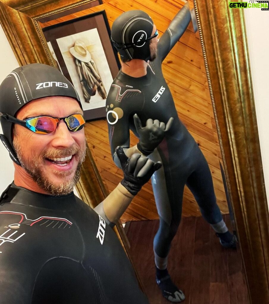Kristen Holden-Ried Instagram - Pool is cold… Time to test out the winter swim gear! When I was young, other kids teased me by calling me torpedo head… Partly because I was a good swimmer… But mostly because… Well my head was shaped like a torpedo…. 🙁 Now however ! I say to you who mocked my aqua-dynamic cranium… You can call me… MR. Torpedo Head !! 😜 #swimming