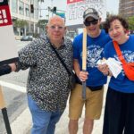Kristen Schaal Instagram - Another day another shout out to @chandrathomas for holding down WB as strike captain, the fans of @ourflaghbomax supplying sandwiches and love, Eddie!, Wonder Woman!, and of course Scotty Landes. #wgastrike