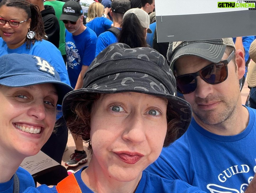 Kristen Schaal Instagram - Striking: the solidarity is great for the heart but the anxiety is rough on my skin! Shout out to team captains Elliott Kalan and @lacherlacherlacher. Good to see Daily Show writers my @bobsburgersfox @holswalls2.0 and what an amazing turn out at Disney today. Headed over to the WB to add some bodies. Lots of love to the writers. This isn’t easy.