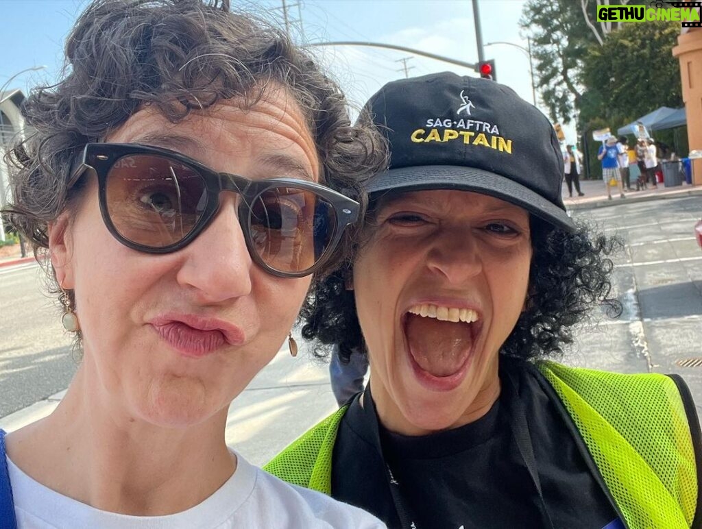 Kristen Schaal Instagram - Still out here! Reposting! Thank you to the strike captains, everyone providing coffee and food and haircuts! Thank you to this community for being so lovely. And thank you to Rich for striking with me now!