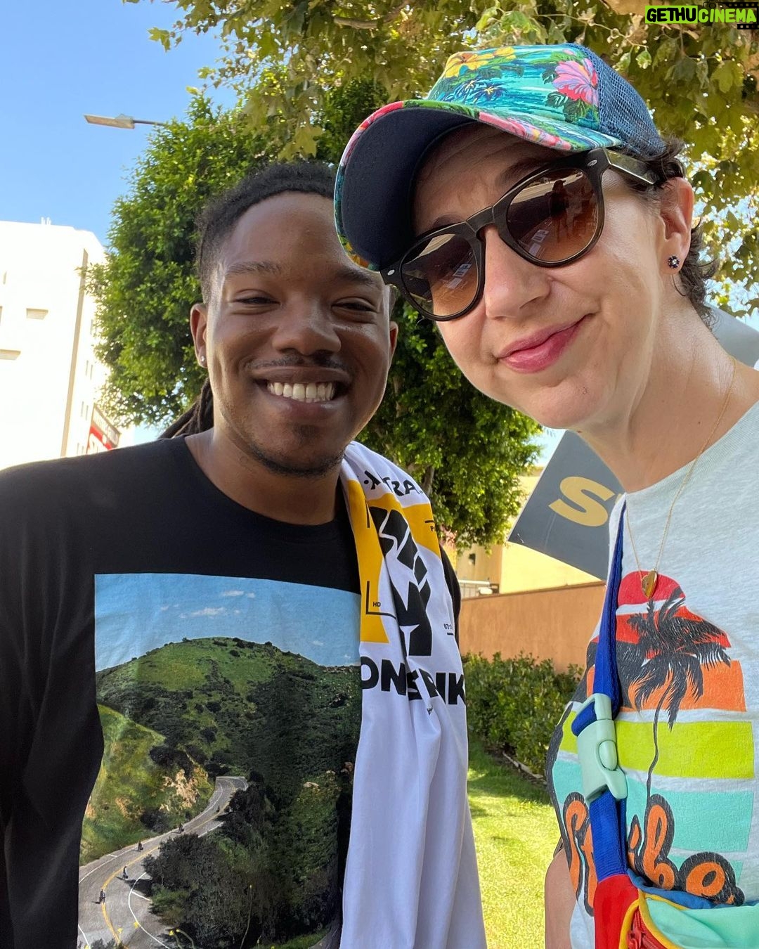 Kristen Schaal Instagram - Old friends, new friends, and muppet friends! So many friends. I love this town. Shout out to all the strike captains you should get perks and favors and actual crowns. Including @elliottkalan & @elyssamp!