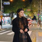 Kung Ching-Ting Instagram - #nudake 藏在口袋名單超～久的江南咖啡廳Nudake 上個月去韓國終於踩點到🥹 內部軟裝像美術館一樣漂亮 桌椅與藝術品擺設都偷偷藏有可頌🥐 但時間太晚，只剩下幾個口味可頌 泡菜跟蔥奶油口味都很濃厚 可頌的外皮偏硬而內部出乎意料的紮實 有種生吐司披楓糖鎧甲的錯覺（？） 飲料的表現很棒整體我給4.5顆星💖 重點是這裡漂亮的歐膩超多！大飽眼福😍 #koreatravel #koreafood #韓國咖啡廳 #首爾咖啡廳 #韓國景點