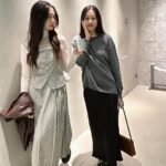 Kung Ching-Ting Instagram - 恭迎酒肉朋朋歸國🥹 - 上次從中午婚禮一路喝到晚上活動 回家吐到歷代祖宗都來嘲笑我 抱著馬桶哭說再也不喝酒^_^ 直到今天才碰酒且只喝1+1 （一杯酒+一杯shot ） 對自己的長大感到驕傲^_^ - 被問爆的皮外套這裡 @is_corban 內搭裙裙與上衣 @is_ferme #ootd #fashionstyle GŪLŪ GURU