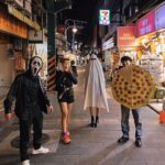 Kung Ching-Ting Instagram - #😈 ：「在人間要幹點什麼壞壞的事呢～～？」 原本想很敷衍的扮幽靈 但這塊布有點貴⋯⋯我捨不得挖眼睛洞 只能掀開走路（然後素顏面世更像鬼^_^？ 那⋯就⋯淺淺畫惡魔妝 裝扮不夠，特效來湊(⁎⁍̴̛ᴗ⁍̴̛⁎) 🎊🎃祝大家萬聖節快樂🎃🎉 #happyhalloween #萬聖節 全部飾品 @zanzan_accessory 士林夜市