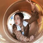 Kung Ching-Ting Instagram - 與剛放學的國小生們搶公園🫶🏻 拍到一半旁邊的媽媽對小孩說 那邊姊姊在拍照先不要過去喔🥹 成功拍出無人背景 現在的家長太貼心了ಥ_ಥ #ootd #美拉德 晴光公園